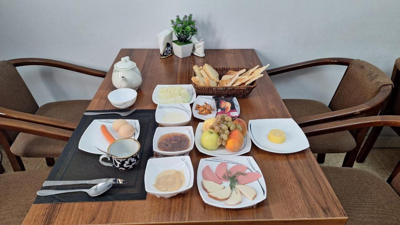 חיווה Sarbon Hotel מראה חיצוני תמונה
