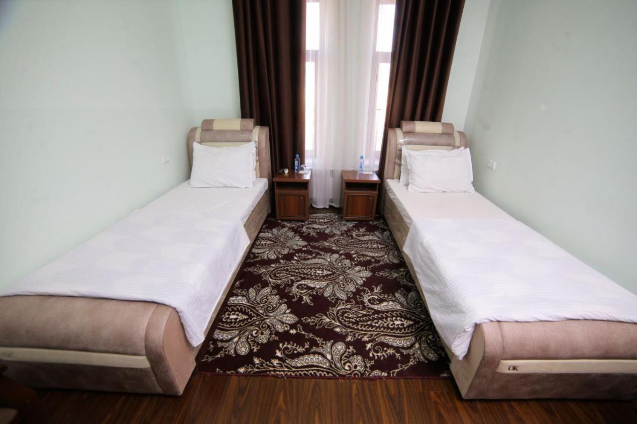 חיווה Sarbon Hotel מראה חיצוני תמונה