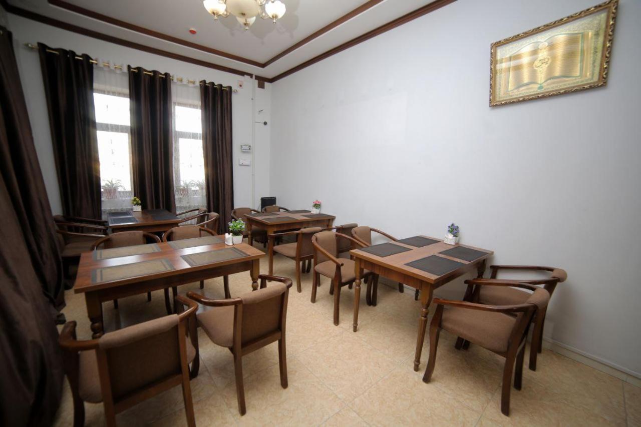 חיווה Sarbon Hotel מראה חיצוני תמונה
